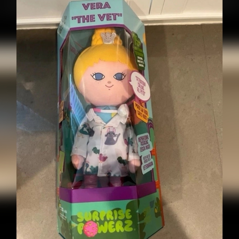Surprise Powers Vera "The Vet" Talking STEM Doll